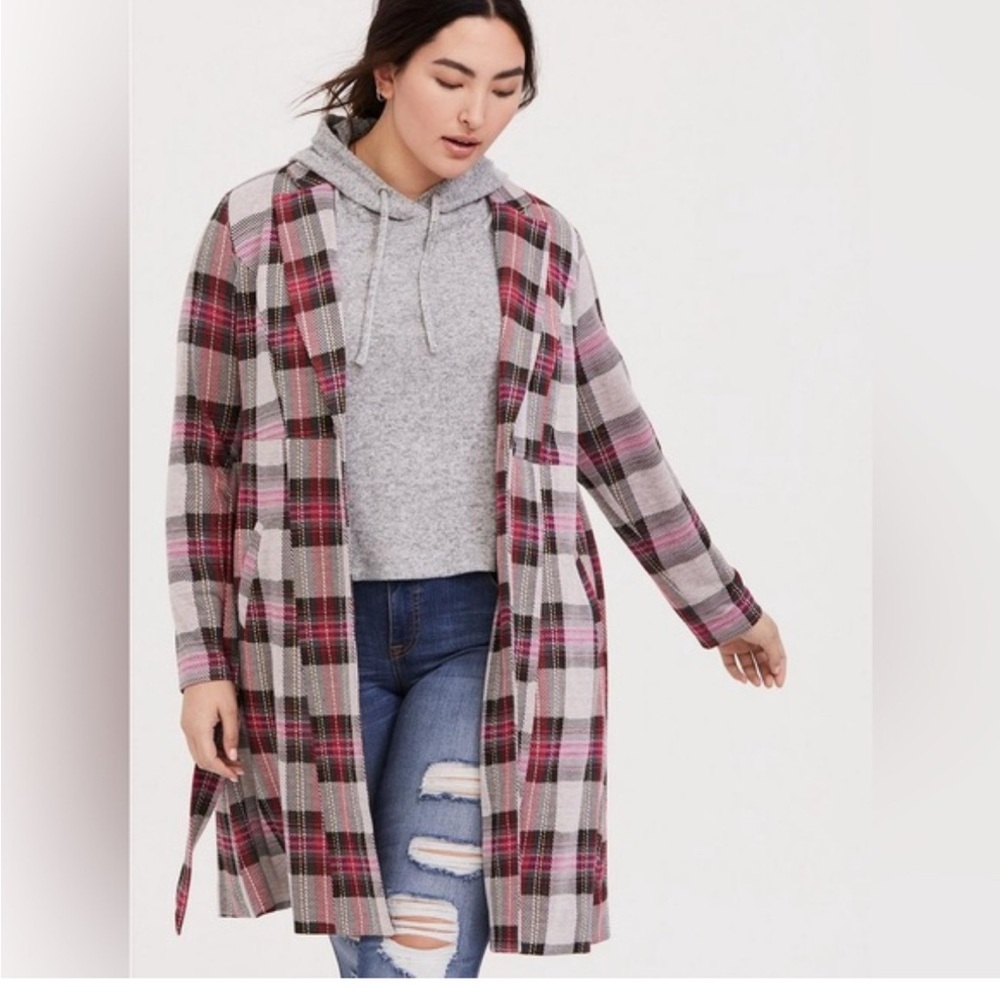 Torrid Pink and Black Plaid Soft and lined Trench Coat SZ 3